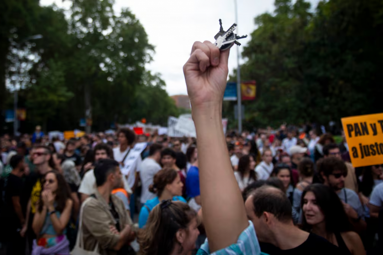 Madrid sale a la calle para protestar: llaman a una huelga de alquileres y exigen la dimisión de la ministra Rodríguez.