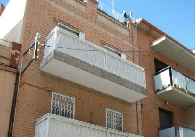 Calle Garrofers núm 23 Bajos, Gavà, Barcelona