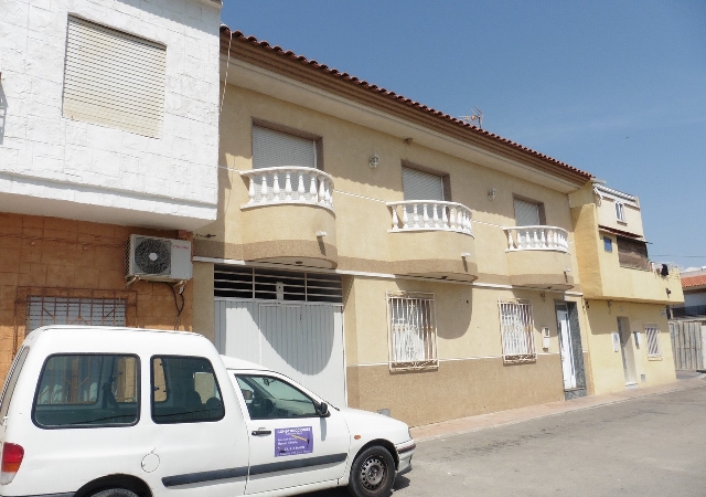 c/ Echegaray, 19, Ceutí, Murcia
