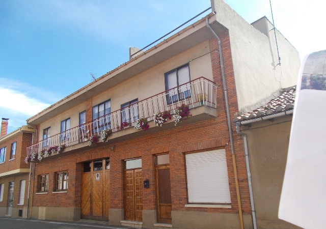 CL OBISPO SENSO 64 E 01 01, BENAVIDES, León