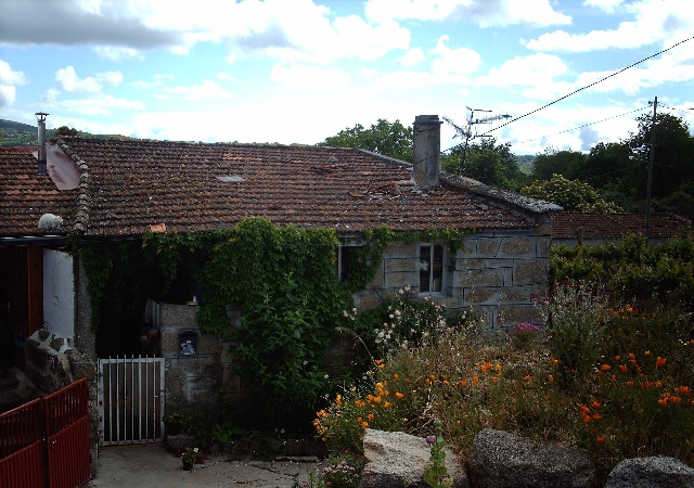 LUGAR DE REQUEIXO DE QUEIROAS, ALLARIZ, Ourense