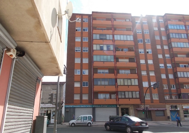 AV DOCTOR FLEMING 47 ST, LEON, León