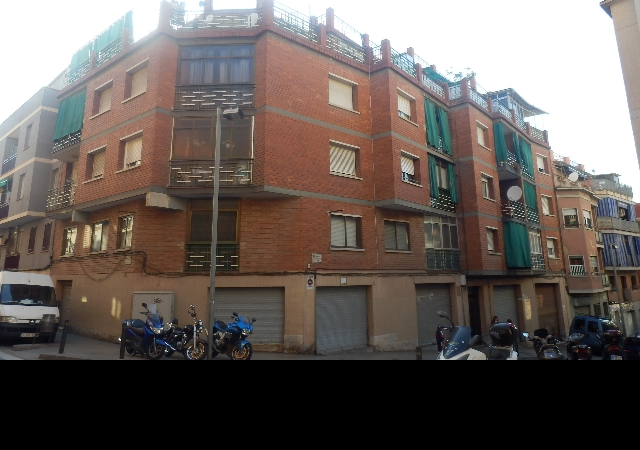 Calle La Paz, 22, 1º. 1ª, Santa Coloma de Gramenet, Barcelona