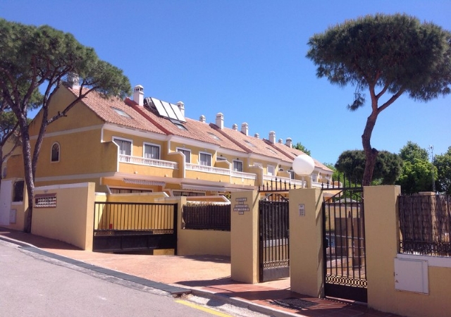 C/ Don Benito de Jarales nº 4, Señoría de Calahonda, esc. 2, bajo - 11, Mijas, Málaga