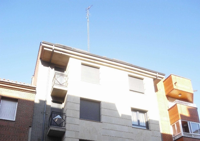 CALLE SANTOS OLIVERA, 7, 1º A, LEON, León