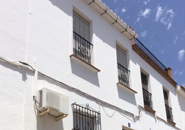 C/ ZAPATA, Nº 18, ÁLORA, Málaga