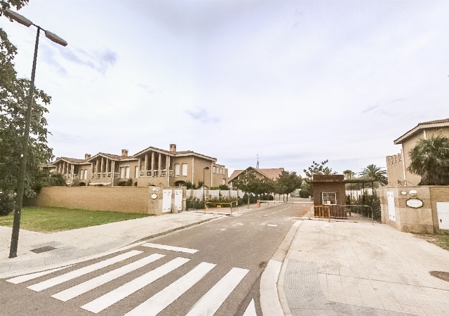 arque del Canal s/n, puerta 55, ZARAGOZA, Zaragoza