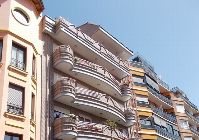 CL JULIO CAMPO 8 -2 6, LEON, León