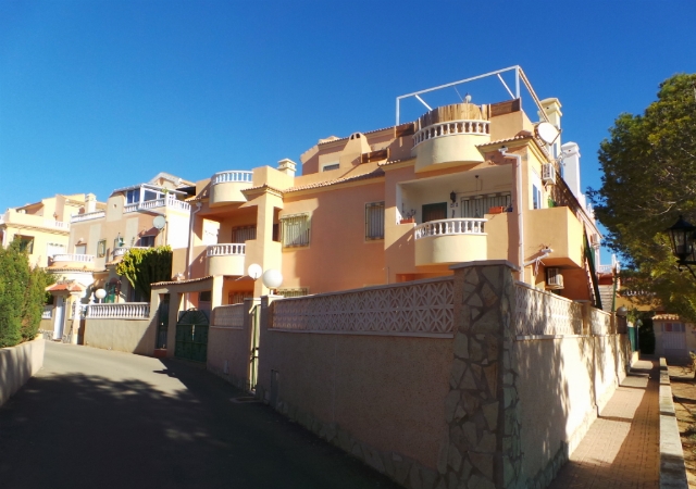 Vivienda Chalet Nº12 sita en la urbanización CASTILLO DE DON JUANOESTE, LAS OCAS R-3, en el partido de Los Dolses, Orihuela (Alicante)., ORIHUELA, Alicante/Alacant