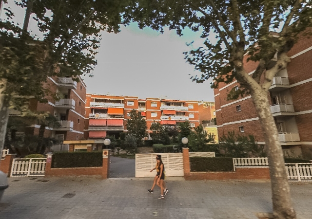 C. Gustao Bécquer, 158/ Av. Vallcarca, 166, Barcelona, Barcelona