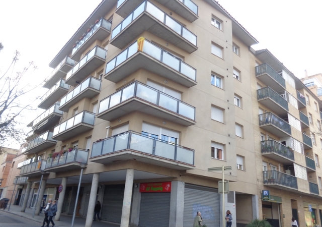 Manuel de Falla 30-32, Salt, Girona