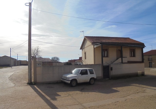 CL ERAS 28, BARCIAL DEL BARCO, Zamora