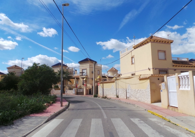 CALLE GARZA LA CHISOSAS 1 (A) ESC:3 PL:00 RS SIRENA, ORIHUELA, Alicante/Alacant