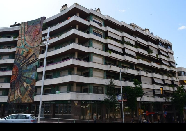 Avenida Pio XII, Plaza de la Provincia esquina calle Vidal y Barraquer, LOCAL sito en la PLANTA ENTRESUELO, señalado de C., Tarragona, Tarragona