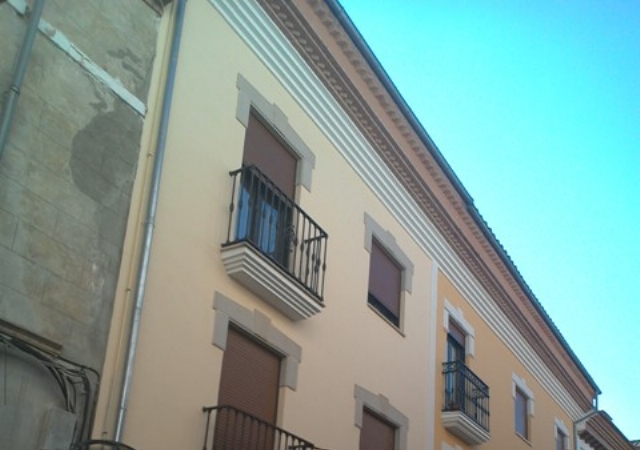CL GODOYES 8 -1 11, BAEZA, Jaén