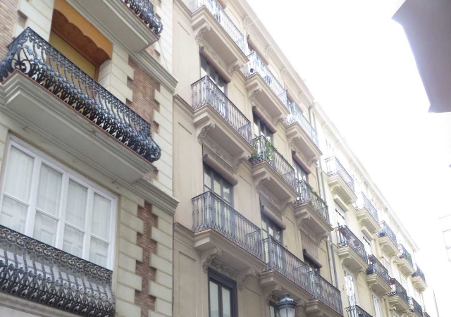 Calle Ballesteros nº 6 y 8 modernos, planta baja, VALENCIA, Valencia/València