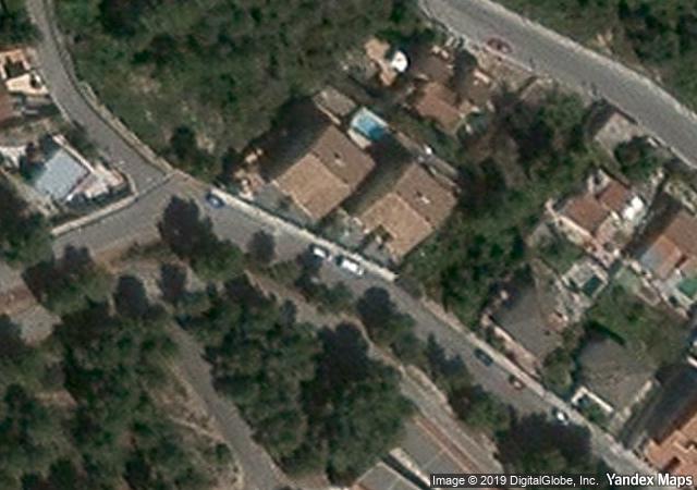 Vista aérea de vivienda en La Pobla de Montornes (Tarragona)