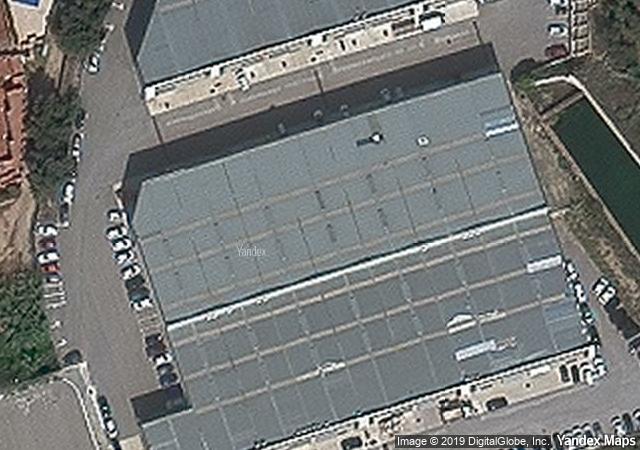 Vista aérea de nave industrial en Canet de Mar (Barcelona)